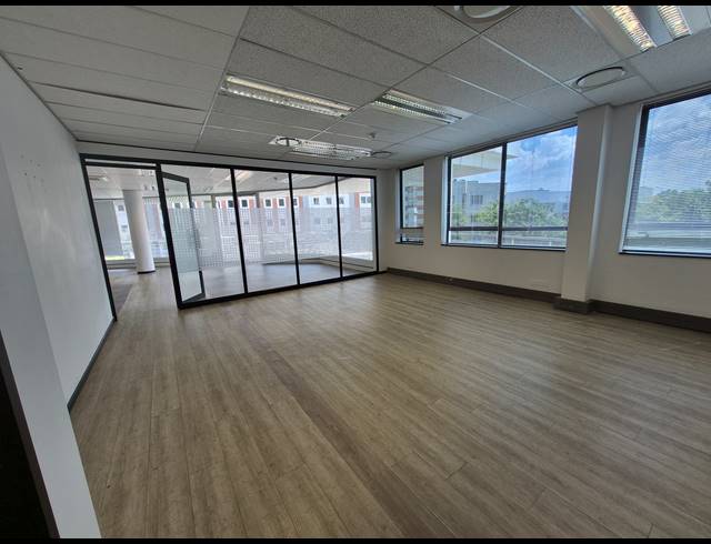 966M² OFFICE TO LET IN ROSEBANK